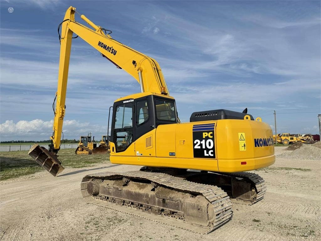 Komatsu PC 210 LC-7 LONGREACH - Pelle sur chenille: photos 3 Komatsu PC 210 LC-7 LONGREACH - Pelle sur chenille: photos 3