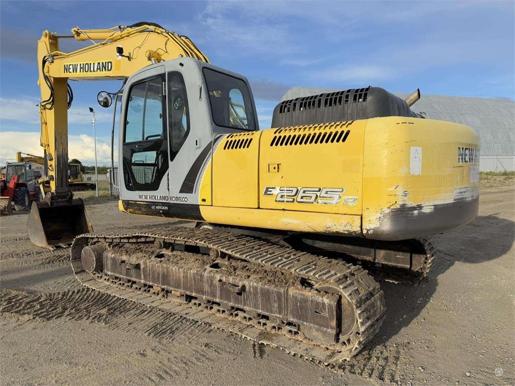 New Holland E265B - Pelle sur chenille: photos 3 New Holland E265B - Pelle sur chenille: photos 3