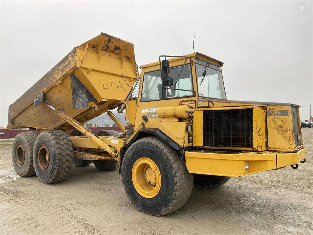 Volvo A25C , Nr.8 - Tombereau articulé: photos 1 Volvo A25C , Nr.8 - Tombereau articulé: photos 1