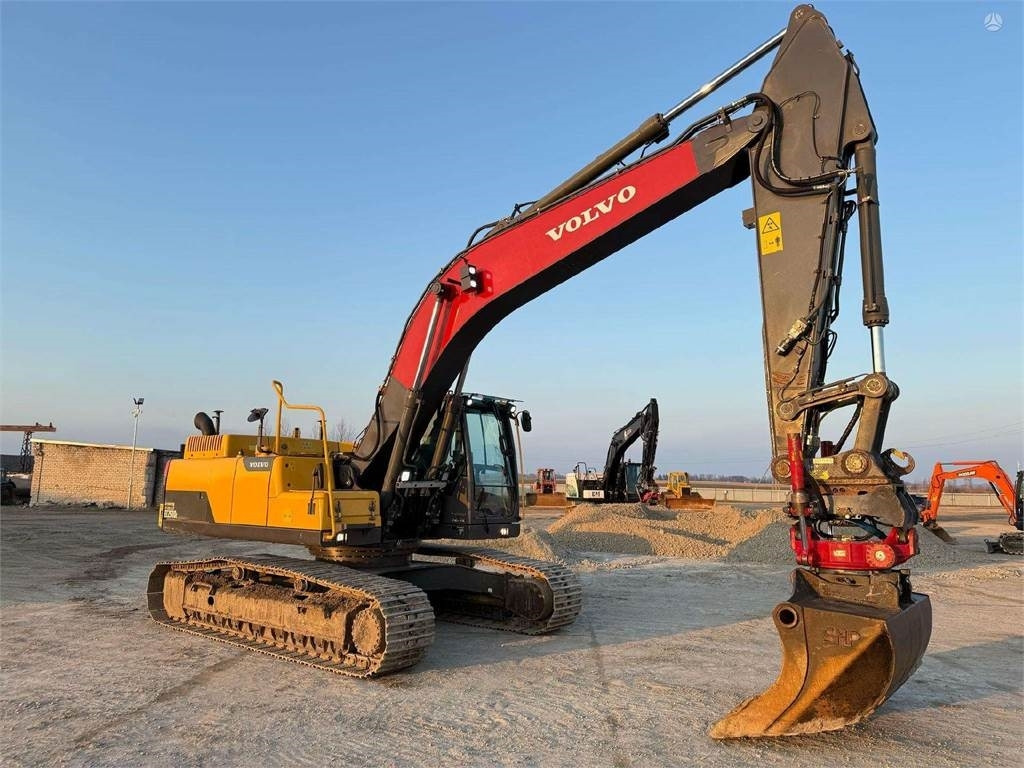 Volvo EC 250 DL 3D GPS + ROTOTILT - Pelle sur chenille: photos 4 Volvo EC 250 DL 3D GPS + ROTOTILT - Pelle sur chenille: photos 4