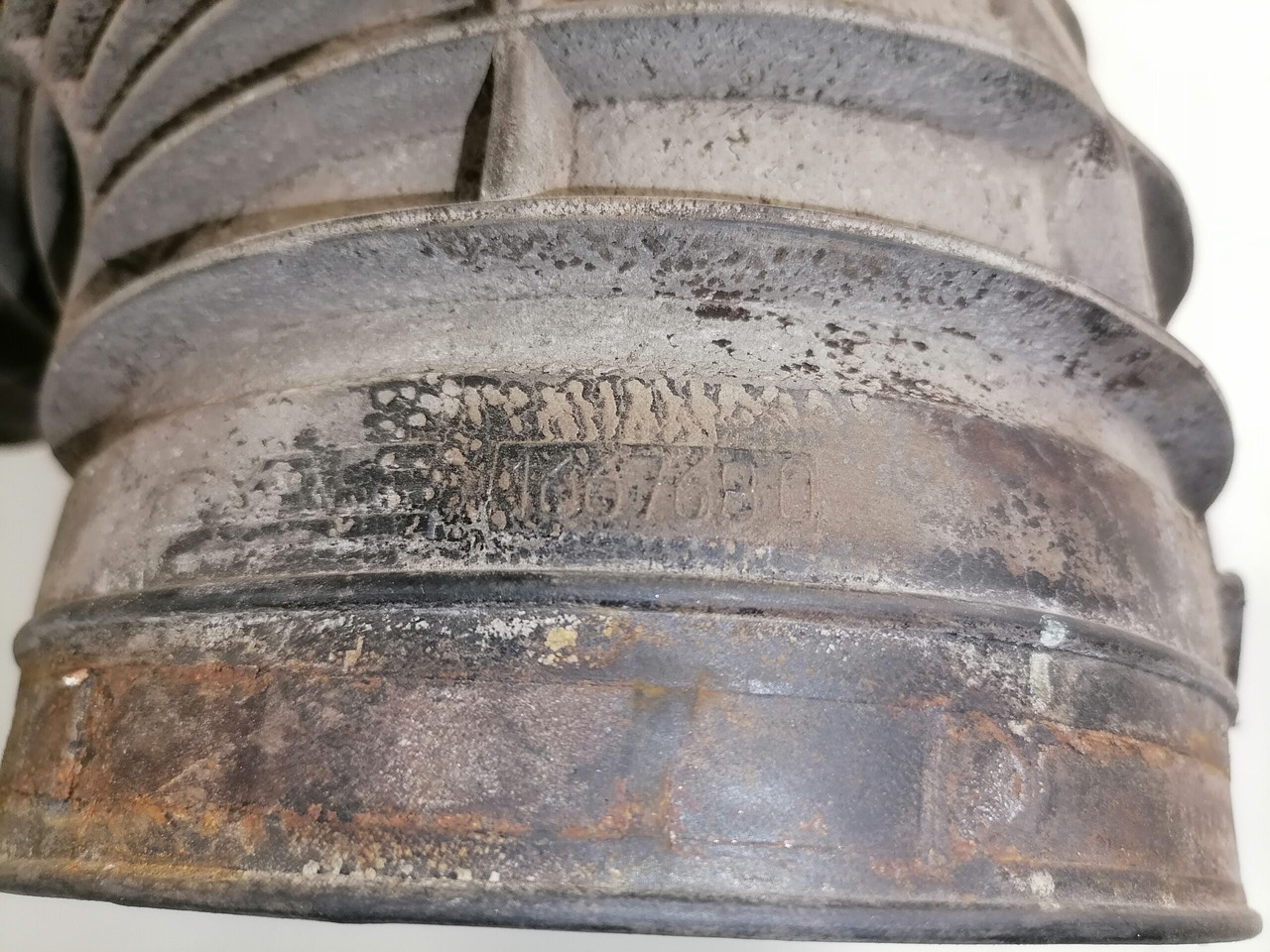 DAF Air intake 1667680 - Système d'admission d'air pour Camion: photos 5 DAF Air intake 1667680 - Système d'admission d'air pour Camion: photos 5