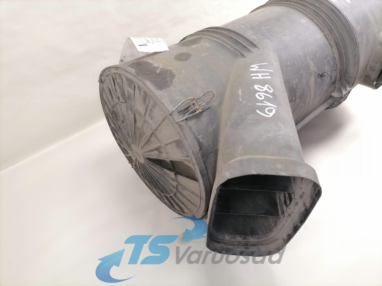 MAN Air filter housing 81084006032 - Système d'admission d'air pour Camion: photos 5 MAN Air filter housing 81084006032 - Système d'admission d'air pour Camion: photos 5