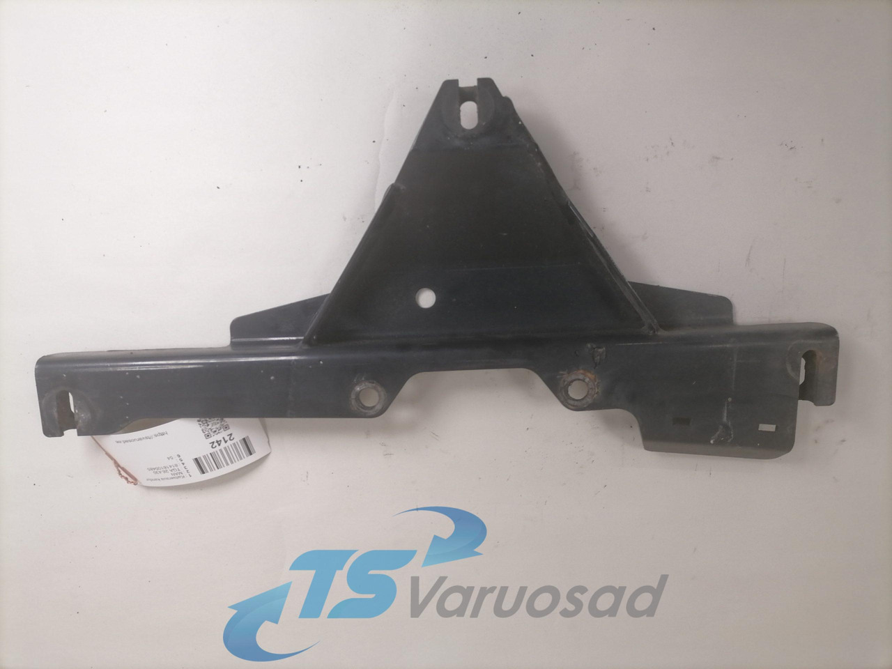 MAN Bummmmper bracket 81416105485 - Pare-chocs pour Camion: photos 1 MAN Bummmmper bracket 81416105485 - Pare-chocs pour Camion: photos 1