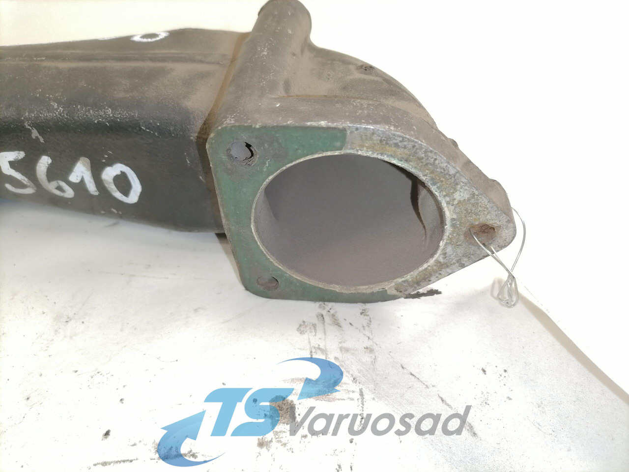 MAN Coolant pipe 51063023185 - Système de refroidissement pour Camion: photos 2 MAN Coolant pipe 51063023185 - Système de refroidissement pour Camion: photos 2
