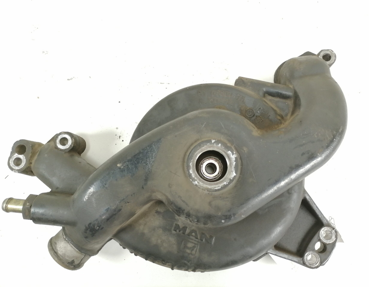 MAN Cooling pump 51065007065 - Pompe à liquide de refroidissement pour Camion: photos 4 MAN Cooling pump 51065007065 - Pompe à liquide de refroidissement pour Camion: photos 4