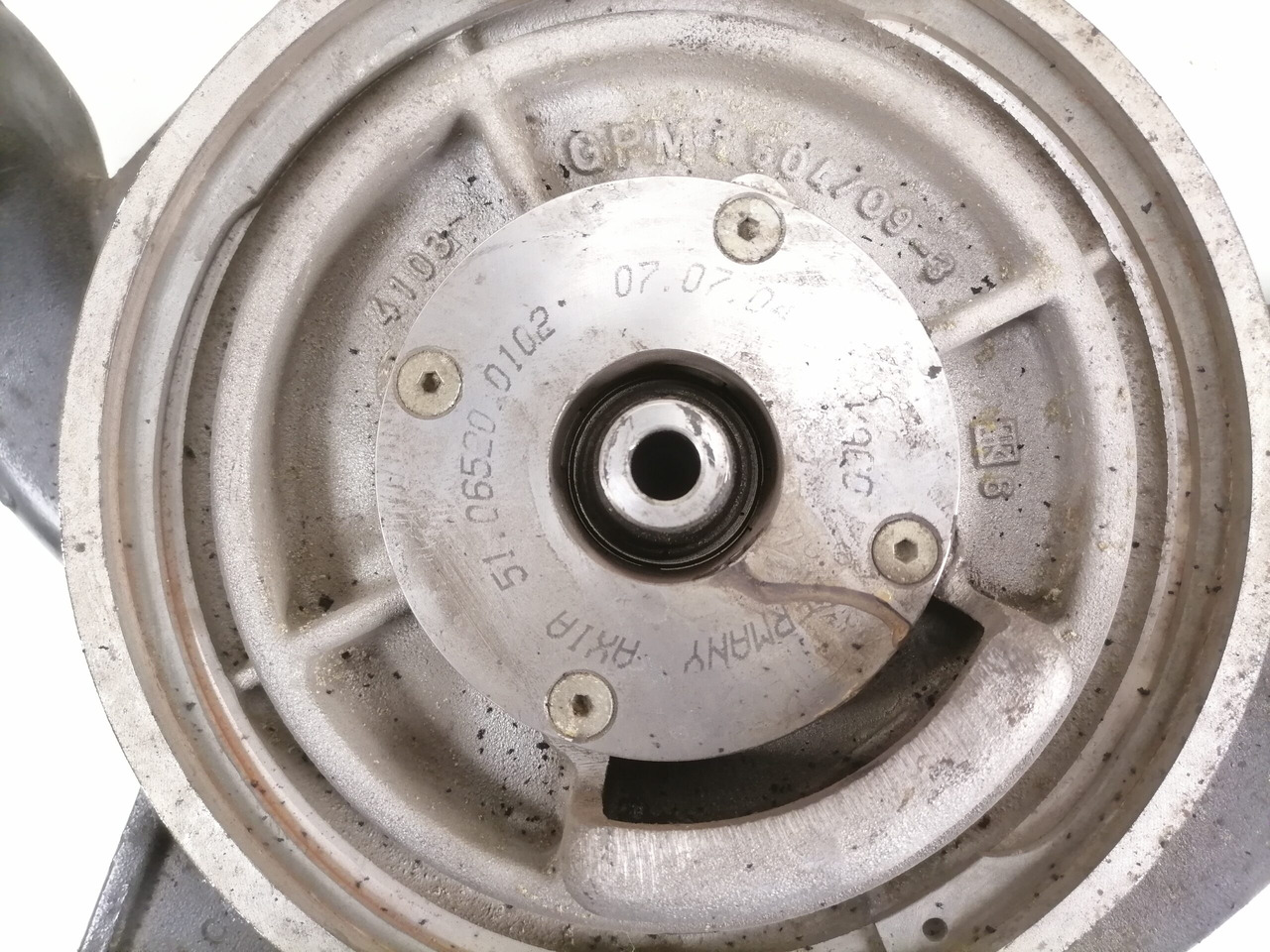 MAN Cooling pump 51065007065 - Pompe à liquide de refroidissement pour Camion: photos 3 MAN Cooling pump 51065007065 - Pompe à liquide de refroidissement pour Camion: photos 3