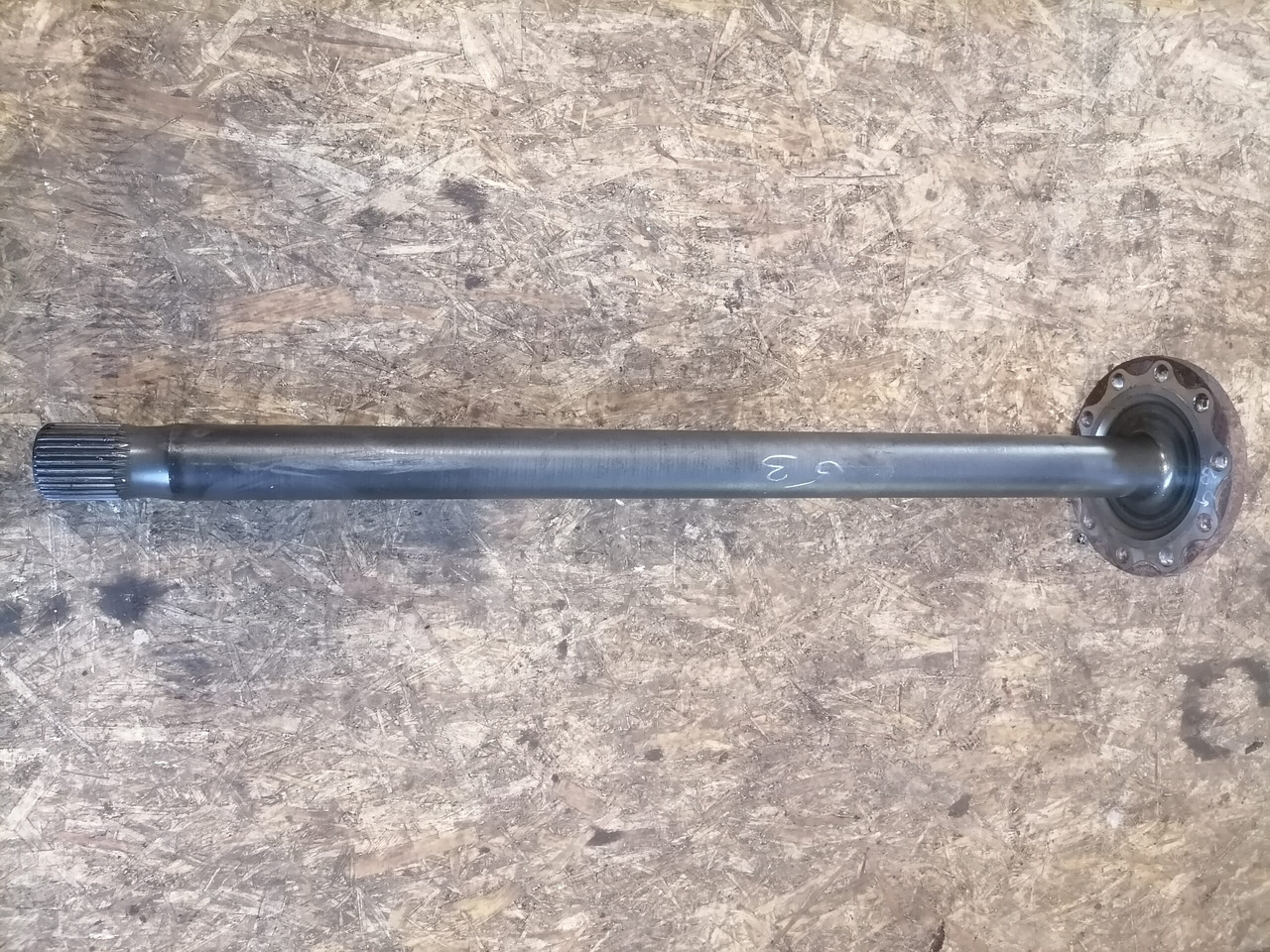 MAN Drive shaft 81355020184 - Demi arbre pour Camion: photos 2 MAN Drive shaft 81355020184 - Demi arbre pour Camion: photos 2