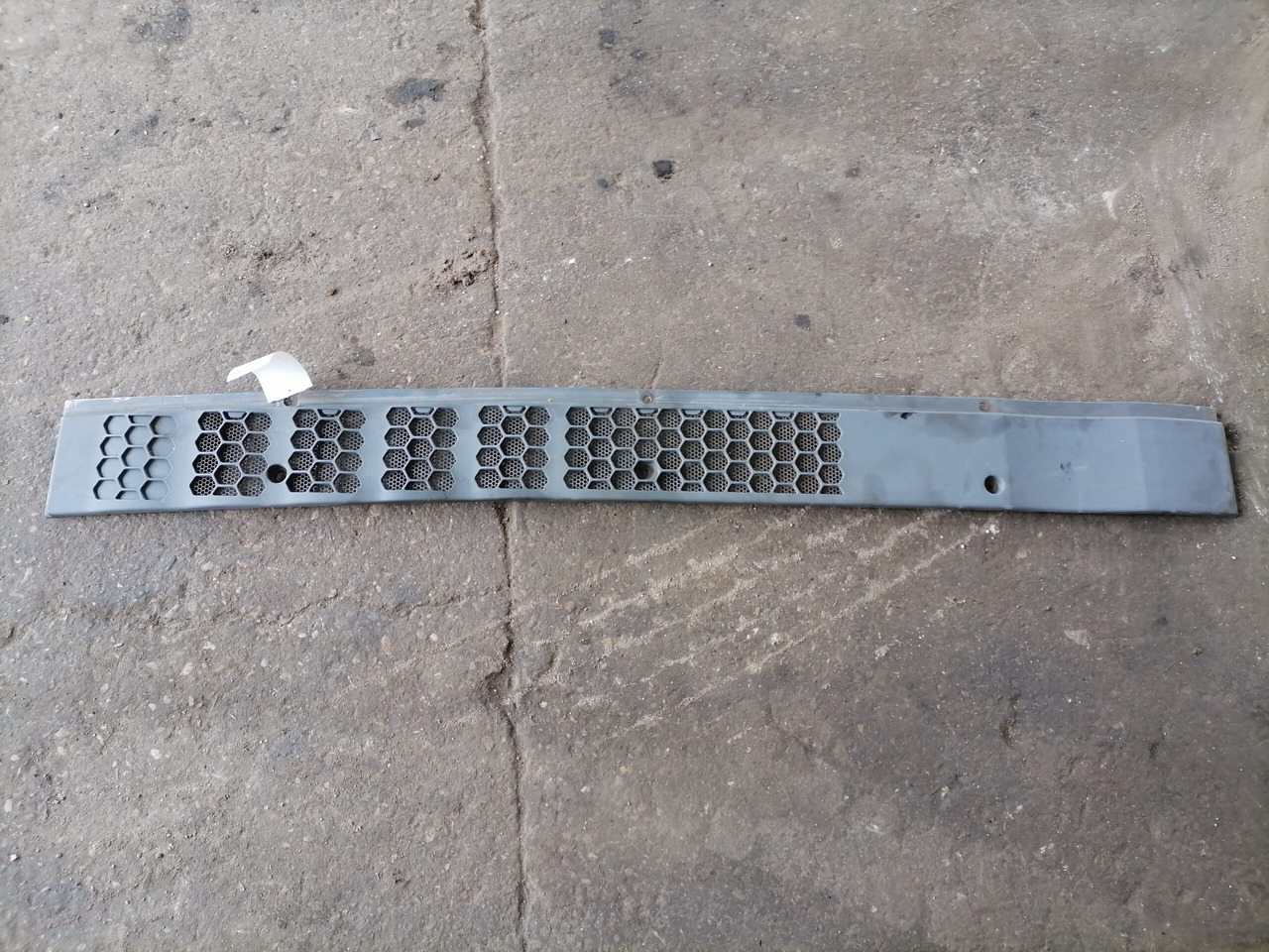 MAN Õhuvõtu rest 81082012576 - Système d'admission d'air pour Camion: photos 2 MAN Õhuvõtu rest 81082012576 - Système d'admission d'air pour Camion: photos 2