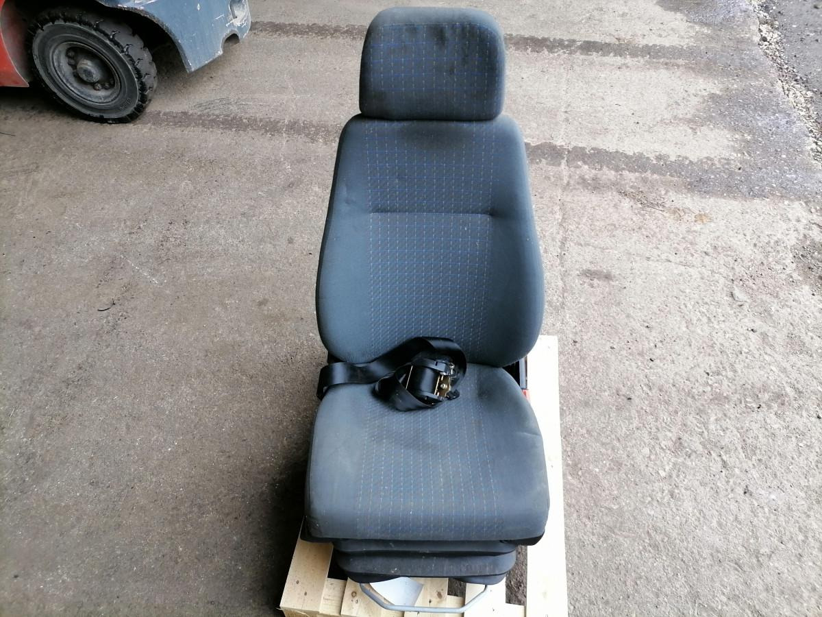 MAN Passenger seat 81623016900 - Siège pour Camion: photos 3 MAN Passenger seat 81623016900 - Siège pour Camion: photos 3