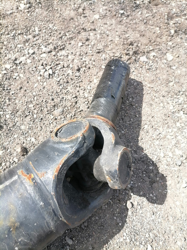 MAN Propeller shaft 81393326219 - Arbre à cardan pour Camion: photos 3 MAN Propeller shaft 81393326219 - Arbre à cardan pour Camion: photos 3