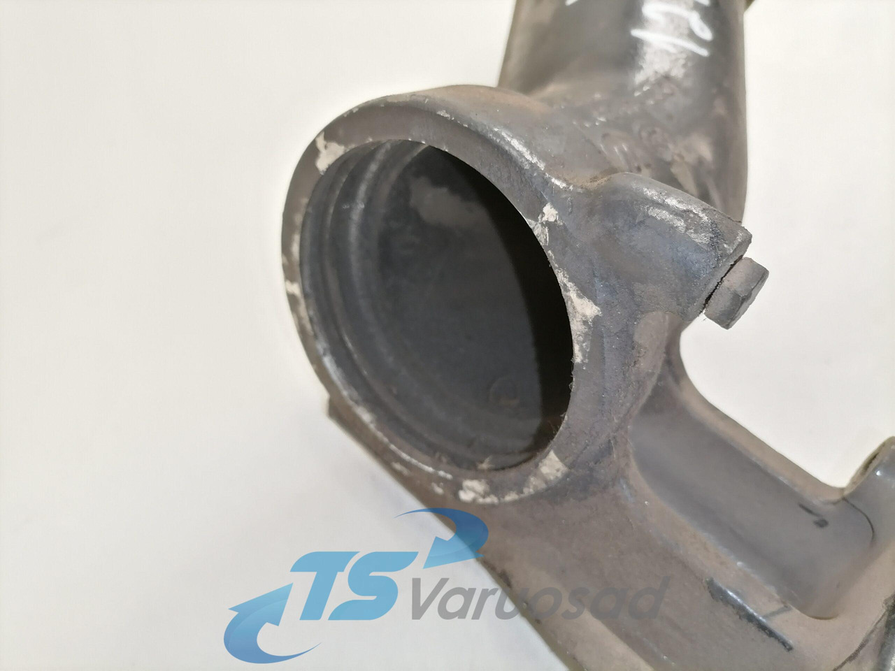 MAN intercooler pipe 51094113331 - Intercooler pour Camion: photos 2 MAN intercooler pipe 51094113331 - Intercooler pour Camion: photos 2