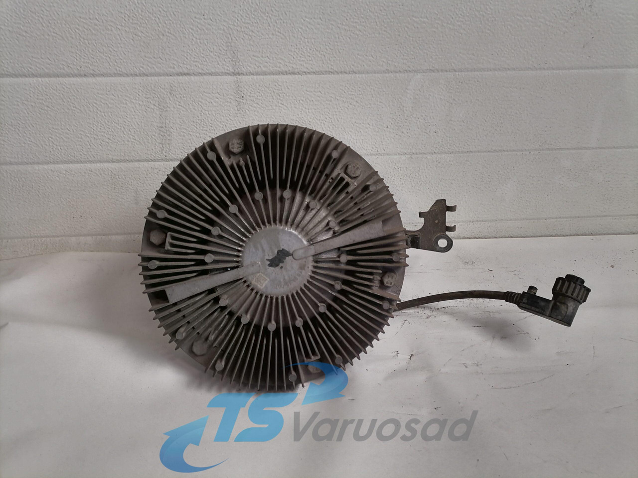 MB Cooling fan 0720002086 - Ventilateur pour Camion: photos 1 MB Cooling fan 0720002086 - Ventilateur pour Camion: photos 1