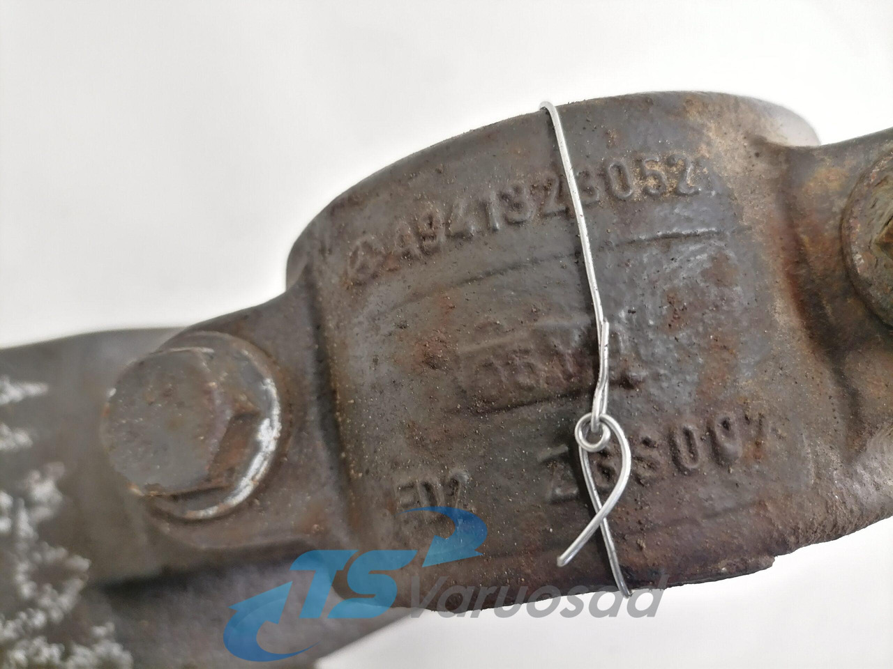 Mercedes-Benz Anti-roll bar bracket A9433232984 - Barre stabilisatrice pour Camion: photos 2 Mercedes-Benz Anti-roll bar bracket A9433232984 - Barre stabilisatrice pour Camion: photos 2