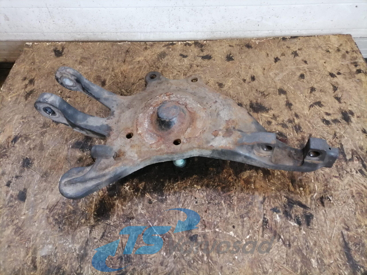 Mercedes-Benz Bracket A9603230024 - Suspension pour Camion: photos 1 Mercedes-Benz Bracket A9603230024 - Suspension pour Camion: photos 1