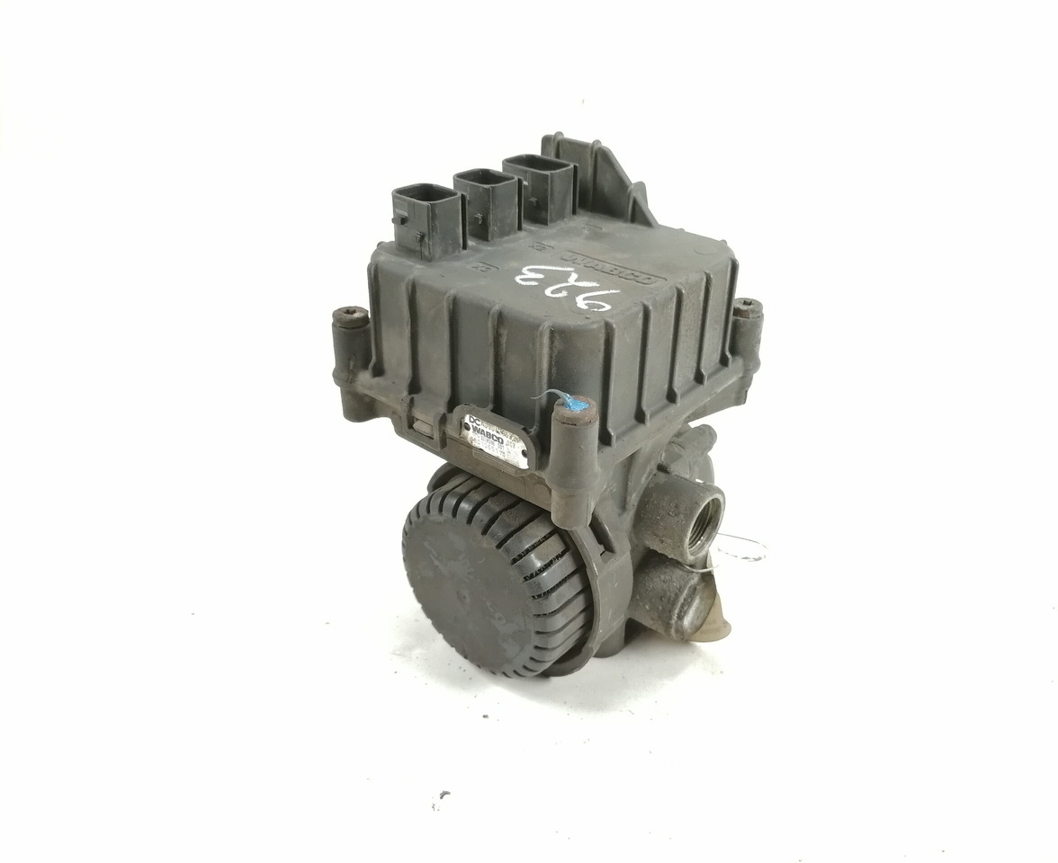 Mercedes-Benz EBS brake valve A0004296324 - Valve de frein pour Camion: photos 1 Mercedes-Benz EBS brake valve A0004296324 - Valve de frein pour Camion: photos 1