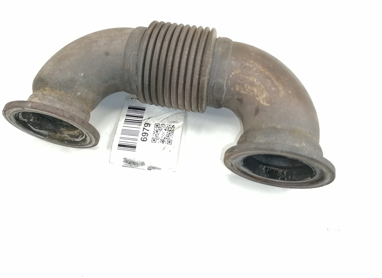Mercedes-Benz EGR pipe A4711400508 - Système d'échappement pour Camion: photos 1 Mercedes-Benz EGR pipe A4711400508 - Système d'échappement pour Camion: photos 1