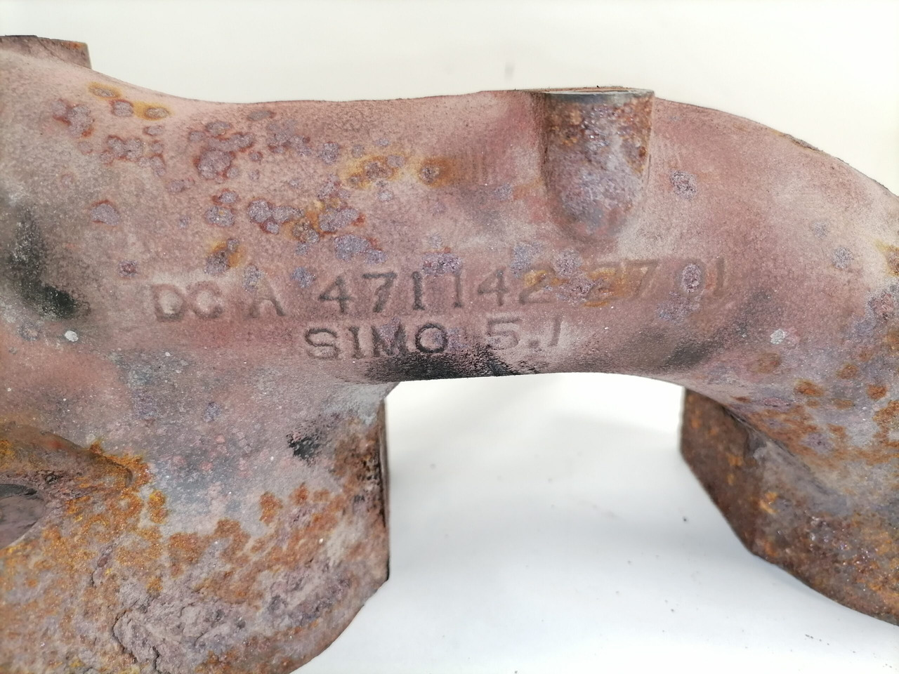 Mercedes-Benz Exhaust mainfold A4711422701 - Collecteur d'échappement pour Camion: photos 2 Mercedes-Benz Exhaust mainfold A4711422701 - Collecteur d'échappement pour Camion: photos 2