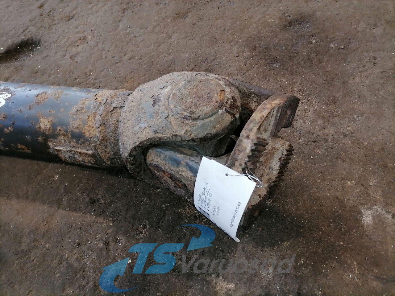 Mercedes-Benz Propeller shaft A6574101802 - Arbre à cardan pour Camion: photos 2 Mercedes-Benz Propeller shaft A6574101802 - Arbre à cardan pour Camion: photos 2