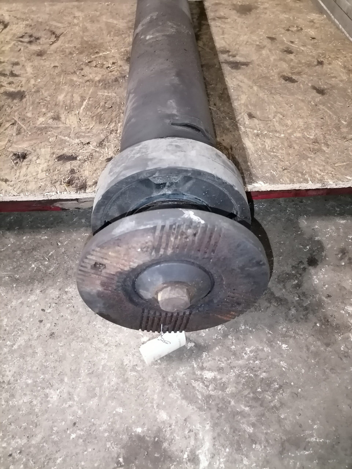 Mercedes-Benz Propeller shaft A6594100101 - Arbre à cardan pour Camion: photos 5 Mercedes-Benz Propeller shaft A6594100101 - Arbre à cardan pour Camion: photos 5