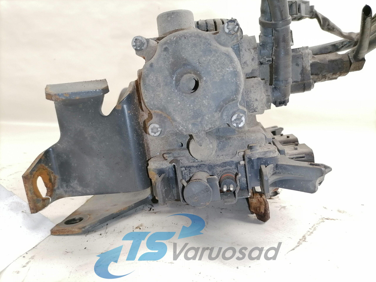 Mercedes-Benz Rear axel brake pressure control valve 4801050060 - Valve de frein pour Camion: photos 5 Mercedes-Benz Rear axel brake pressure control valve 4801050060 - Valve de frein pour Camion: photos 5