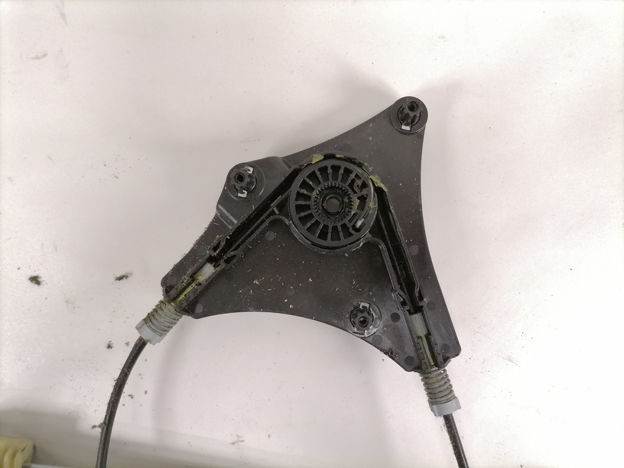 Mercedes-Benz Side window lifting mechanism A9607201146 - Fenêtre et pièces pour Camion: photos 2 Mercedes-Benz Side window lifting mechanism A9607201146 - Fenêtre et pièces pour Camion: photos 2