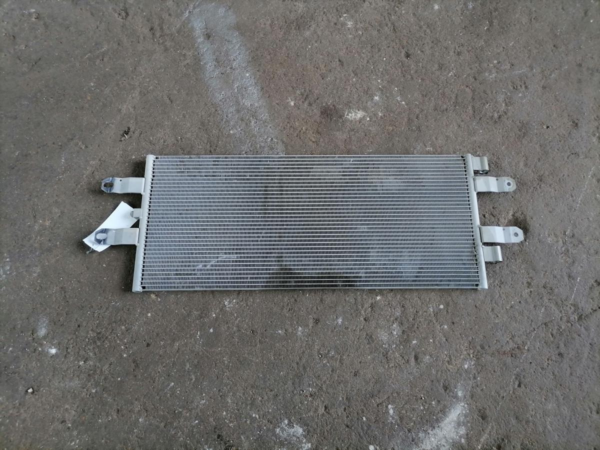 Scania A/C radiator 940440 - Chauffage/ Ventilation pour Camion: photos 2 Scania A/C radiator 940440 - Chauffage/ Ventilation pour Camion: photos 2