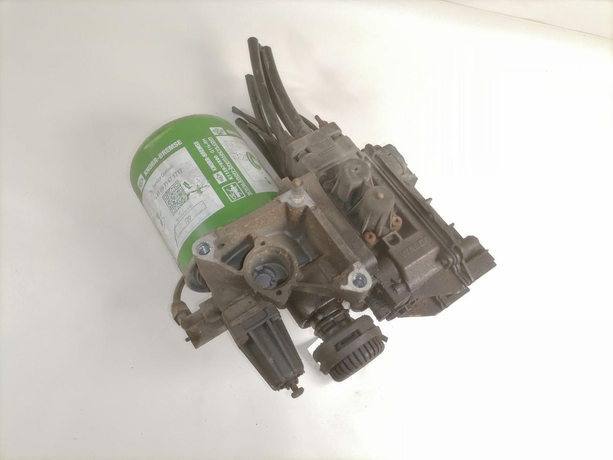 Scania Air dryer 2308777 - Valve de frein pour Camion: photos 2 Scania Air dryer 2308777 - Valve de frein pour Camion: photos 2