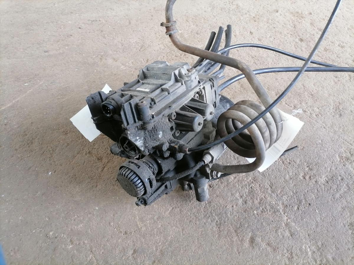 Scania Air dryer 2308777 - Valve de frein pour Camion: photos 5 Scania Air dryer 2308777 - Valve de frein pour Camion: photos 5