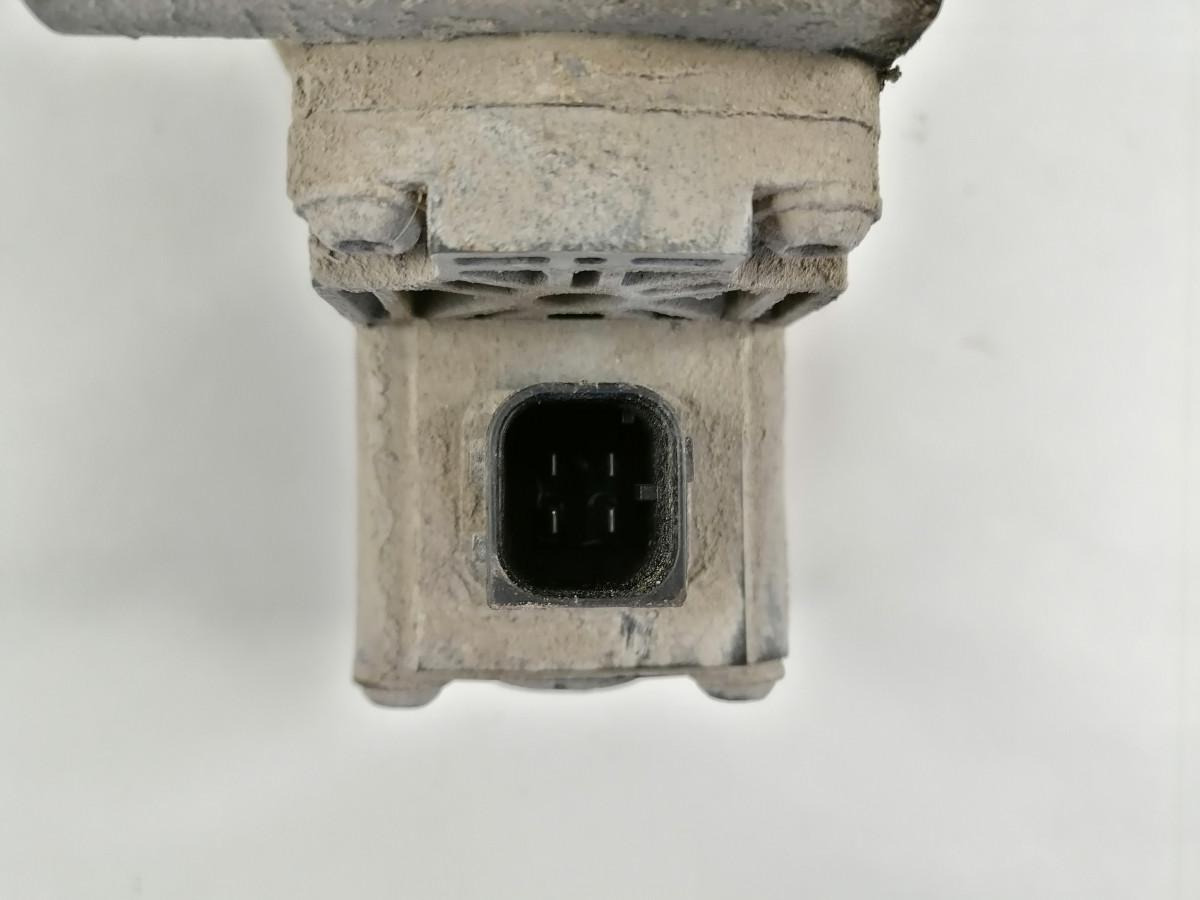 Scania Air suspension control valve, ECAS 1889796 - Valve de frein pour Camion: photos 3 Scania Air suspension control valve, ECAS 1889796 - Valve de frein pour Camion: photos 3
