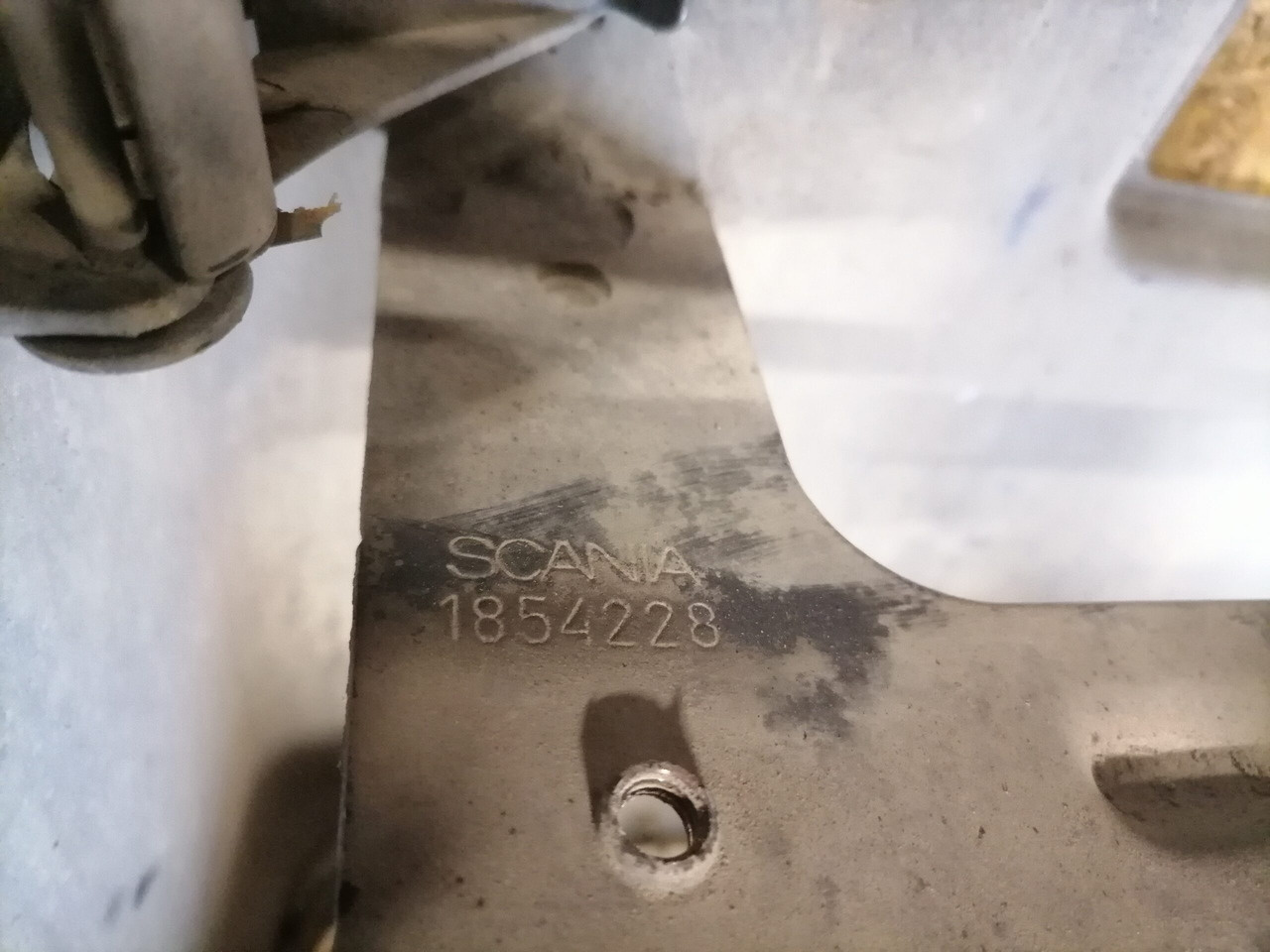 Scania Astmelaua u-plekk, parem 1854228 - Marchepied pour Camion: photos 4 Scania Astmelaua u-plekk, parem 1854228 - Marchepied pour Camion: photos 4
