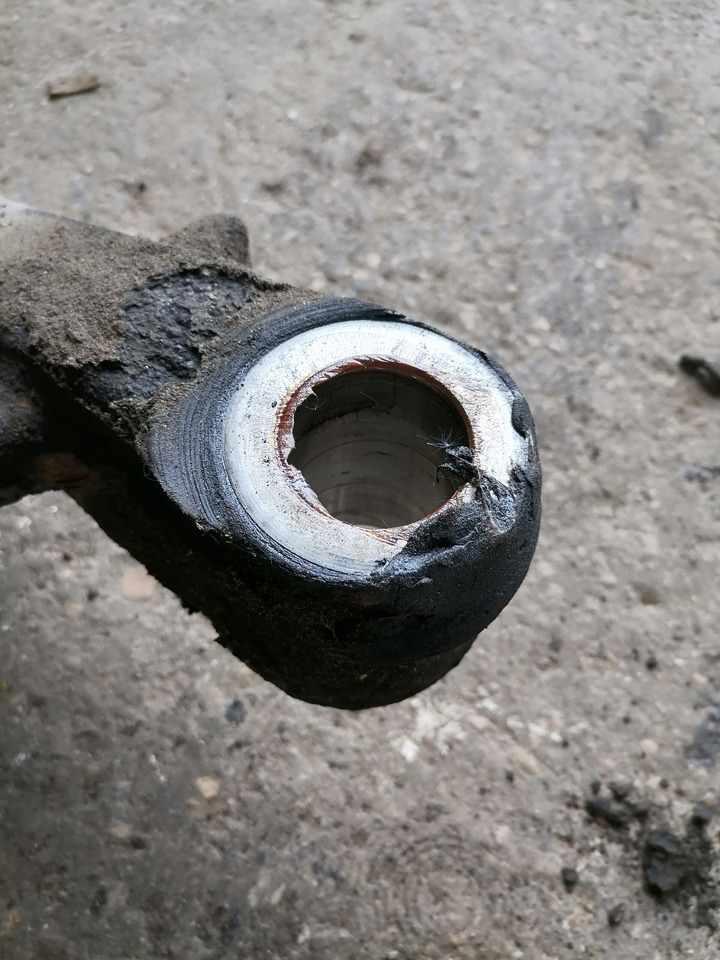 Scania Axel housing 1394399 - Essieu avant pour Camion: photos 5 Scania Axel housing 1394399 - Essieu avant pour Camion: photos 5