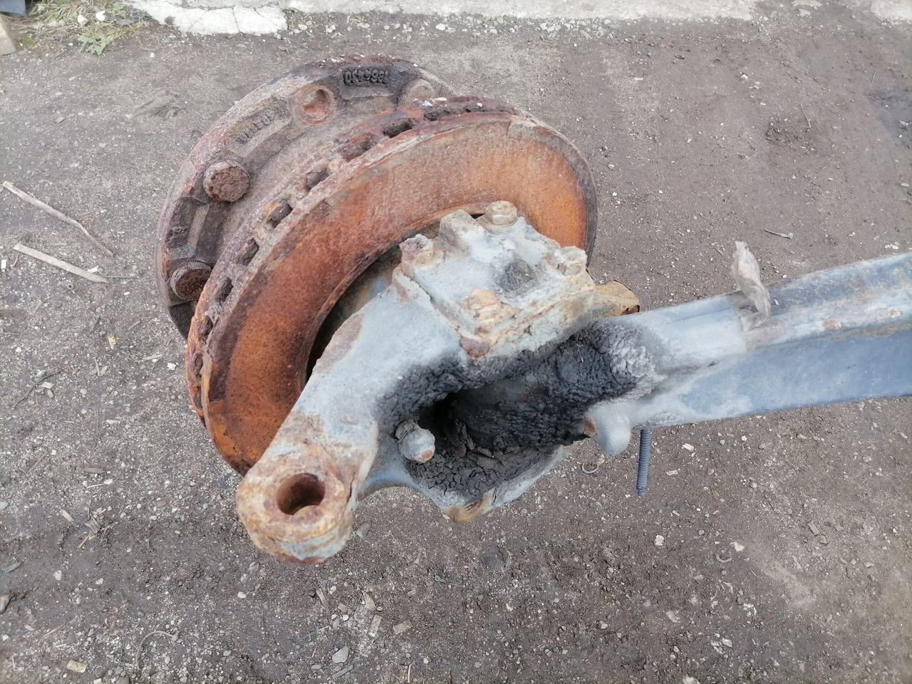 Scania Axel housing 1394399 - Essieu avant pour Camion: photos 3 Scania Axel housing 1394399 - Essieu avant pour Camion: photos 3