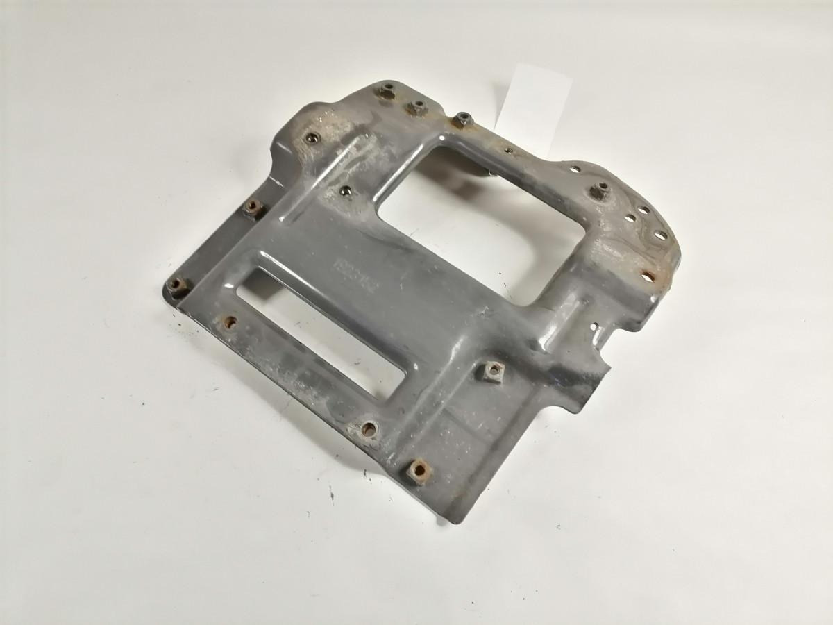 Scania Bumper bracket 1923152 - Pare-chocs pour Camion: photos 2 Scania Bumper bracket 1923152 - Pare-chocs pour Camion: photos 2