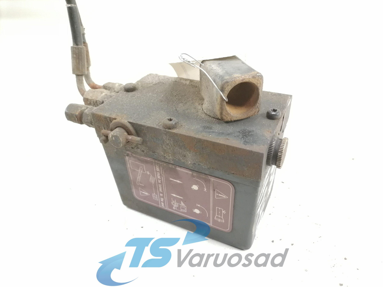 Scania Cab tilting pump 1549740 - Suspension de cabine pour Camion: photos 2 Scania Cab tilting pump 1549740 - Suspension de cabine pour Camion: photos 2