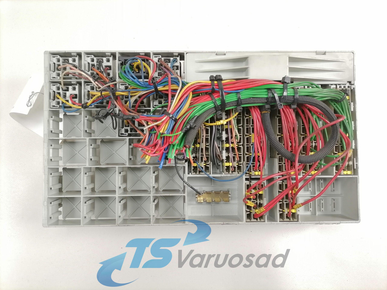 Scania Central electric unit 1775796 - Fusible pour Camion: photos 2 Scania Central electric unit 1775796 - Fusible pour Camion: photos 2