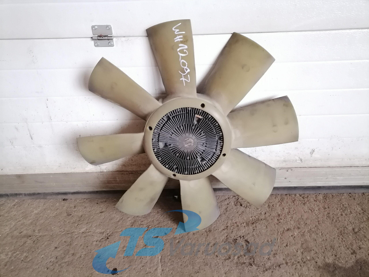 Scania Cooling fan 1453967 - Ventilateur pour Camion: photos 1 Scania Cooling fan 1453967 - Ventilateur pour Camion: photos 1