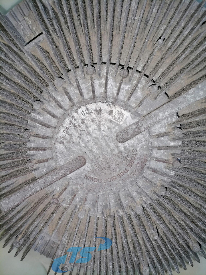 Scania Cooling fan 2035612 - Ventilateur pour Camion: photos 3 Scania Cooling fan 2035612 - Ventilateur pour Camion: photos 3