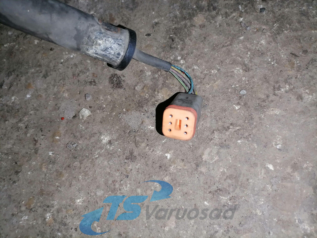 Scania Cooling fan 2035612 - Ventilateur pour Camion: photos 2 Scania Cooling fan 2035612 - Ventilateur pour Camion: photos 2