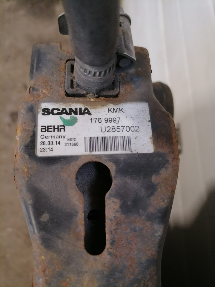 Scania Cooling radiator 1769997 - Radiateur pour Camion: photos 3 Scania Cooling radiator 1769997 - Radiateur pour Camion: photos 3