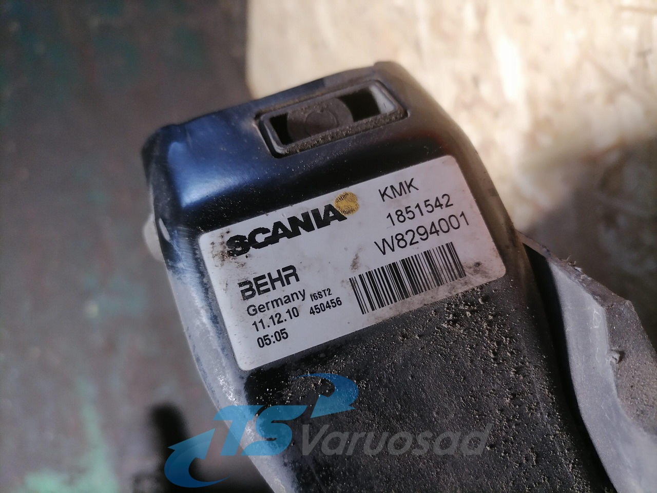 Scania Cooling radiator 1851542 - Radiateur pour Camion: photos 3 Scania Cooling radiator 1851542 - Radiateur pour Camion: photos 3