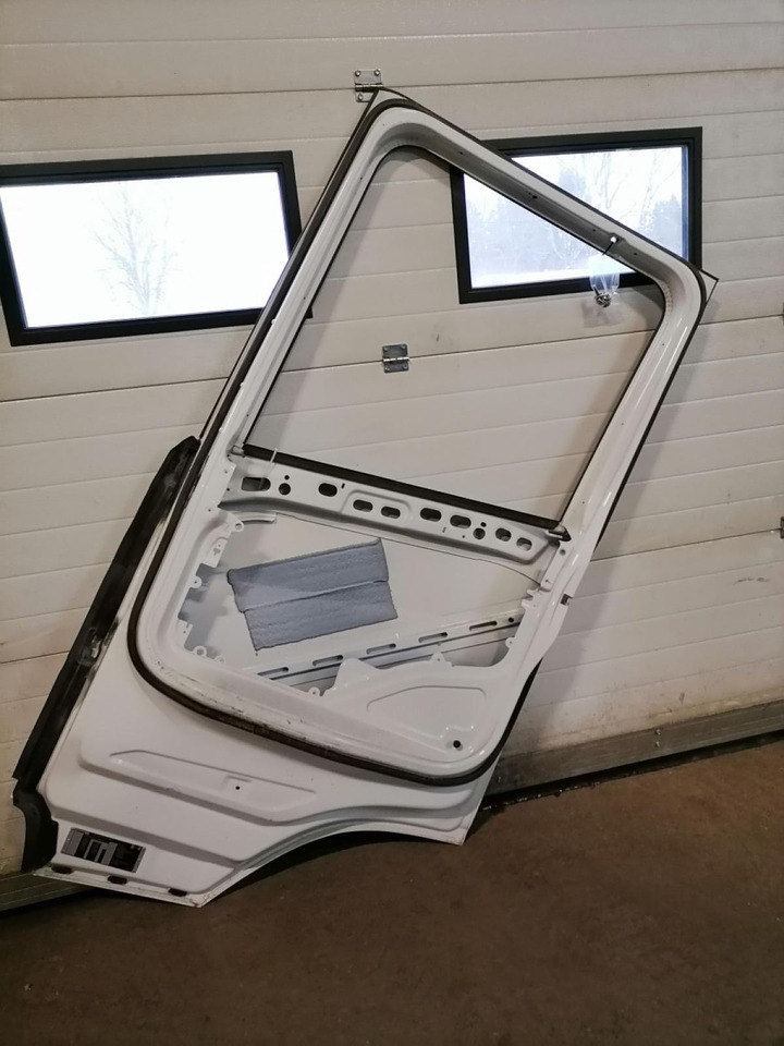 Scania Door 2653997 - Portière et pièces pour Camion: photos 5 Scania Door 2653997 - Portière et pièces pour Camion: photos 5