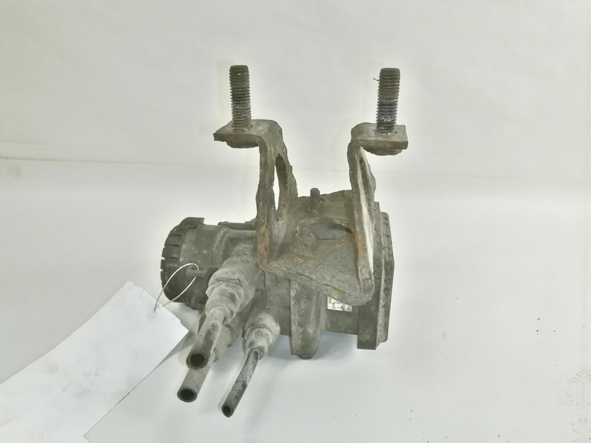 Scania EBS brake valve 1754939 - Valve de frein pour Camion: photos 4 Scania EBS brake valve 1754939 - Valve de frein pour Camion: photos 4