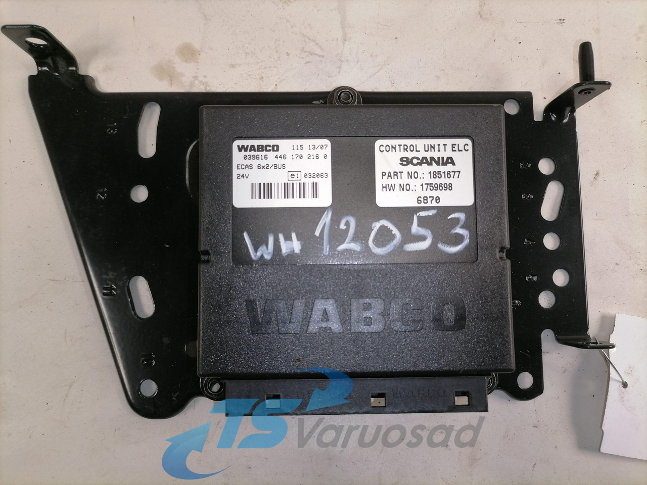 Scania Ecu, ECAS 1851677 - Bloc de gestion pour Camion: photos 2 Scania Ecu, ECAS 1851677 - Bloc de gestion pour Camion: photos 2