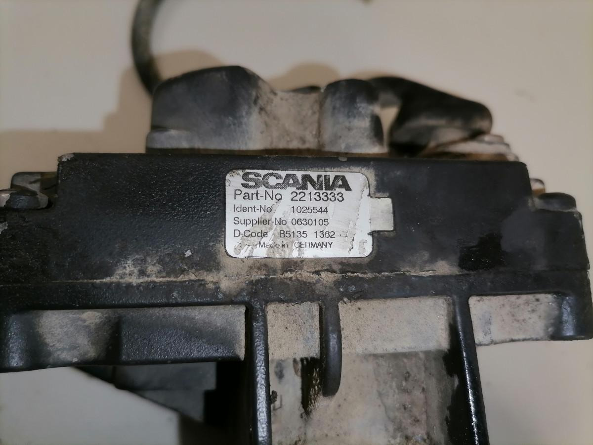 Scania Electric throttle 2213333 - Collecteur d'admission pour Camion: photos 4 Scania Electric throttle 2213333 - Collecteur d'admission pour Camion: photos 4