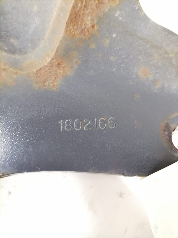 Scania Front bumper carrier 1802166 - Pare-chocs pour Camion: photos 2 Scania Front bumper carrier 1802166 - Pare-chocs pour Camion: photos 2