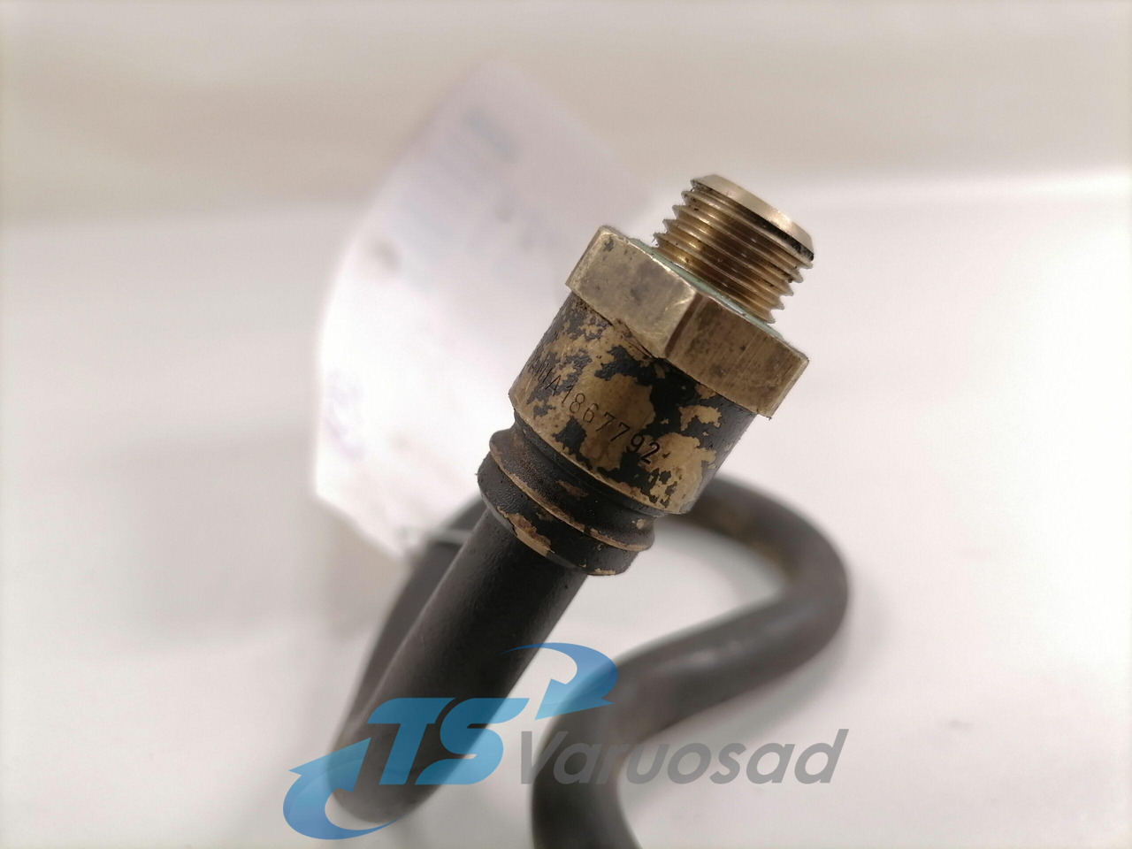Scania Fuel pipe 1733241 - Préparation du carburant pour Camion: photos 2 Scania Fuel pipe 1733241 - Préparation du carburant pour Camion: photos 2