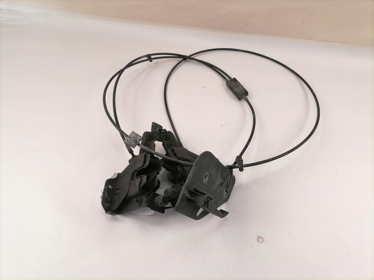 Scania Iluvõre lukk 2557614 - Calandre pour Camion: photos 2 Scania Iluvõre lukk 2557614 - Calandre pour Camion: photos 2