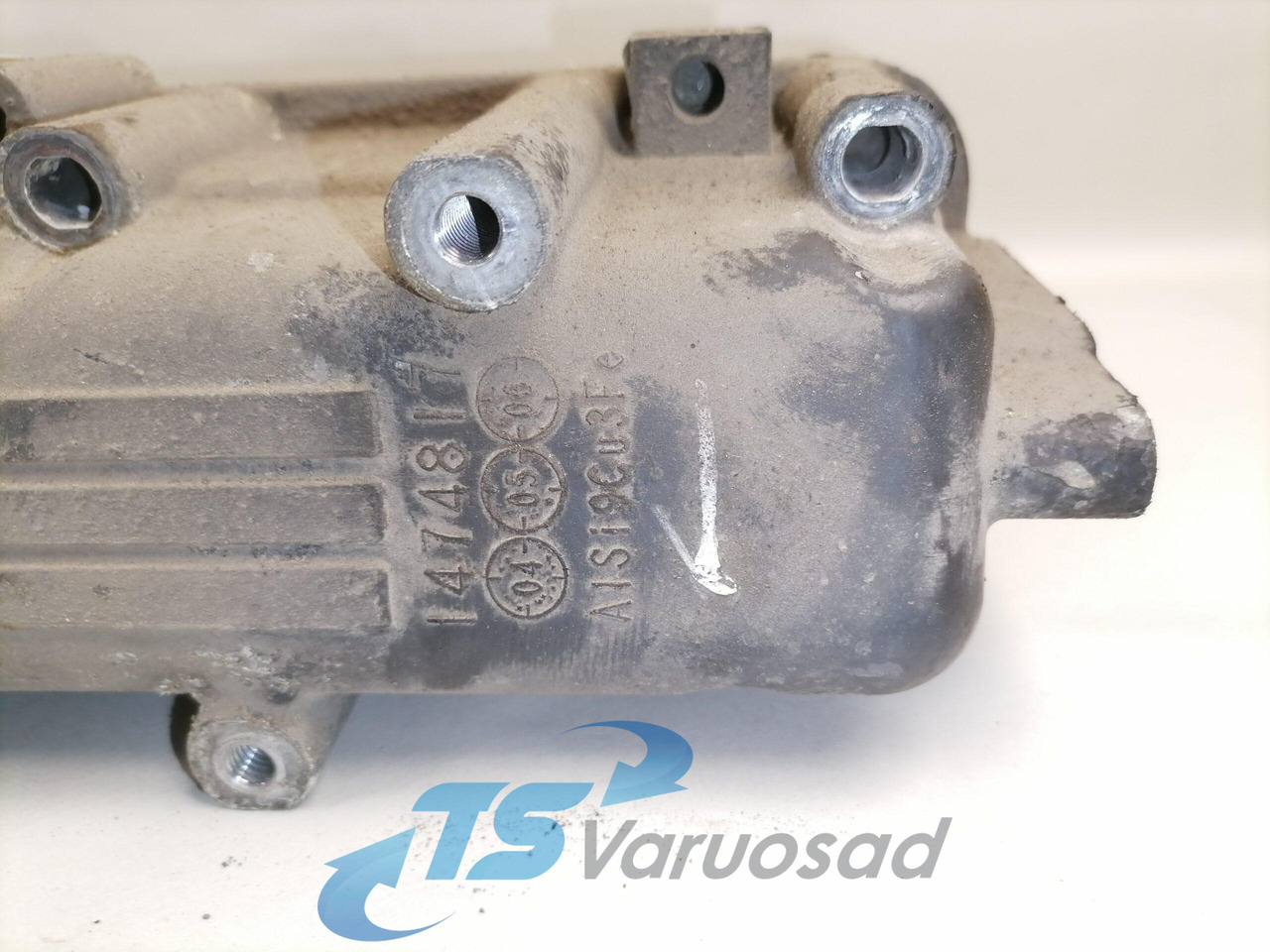 Scania Intake mainfold 1474817 - Collecteur d'admission pour Camion: photos 3 Scania Intake mainfold 1474817 - Collecteur d'admission pour Camion: photos 3