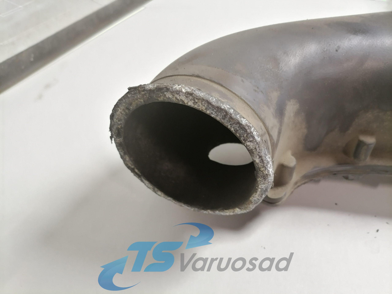 Scania Intake mainfold 1493717 - Collecteur d'admission pour Camion: photos 5 Scania Intake mainfold 1493717 - Collecteur d'admission pour Camion: photos 5
