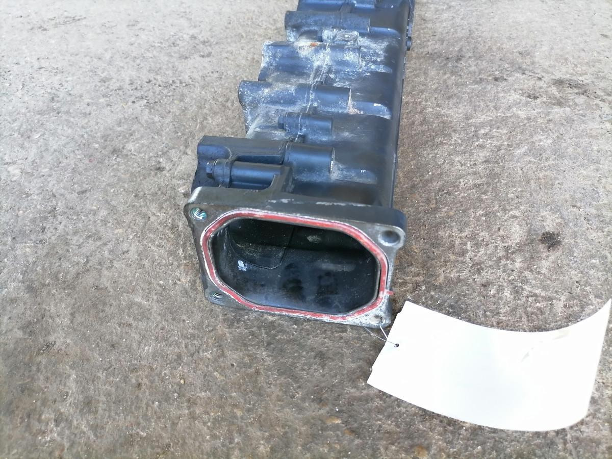 Scania Intake mainfold 2655967 - Collecteur d'admission pour Camion: photos 5 Scania Intake mainfold 2655967 - Collecteur d'admission pour Camion: photos 5
